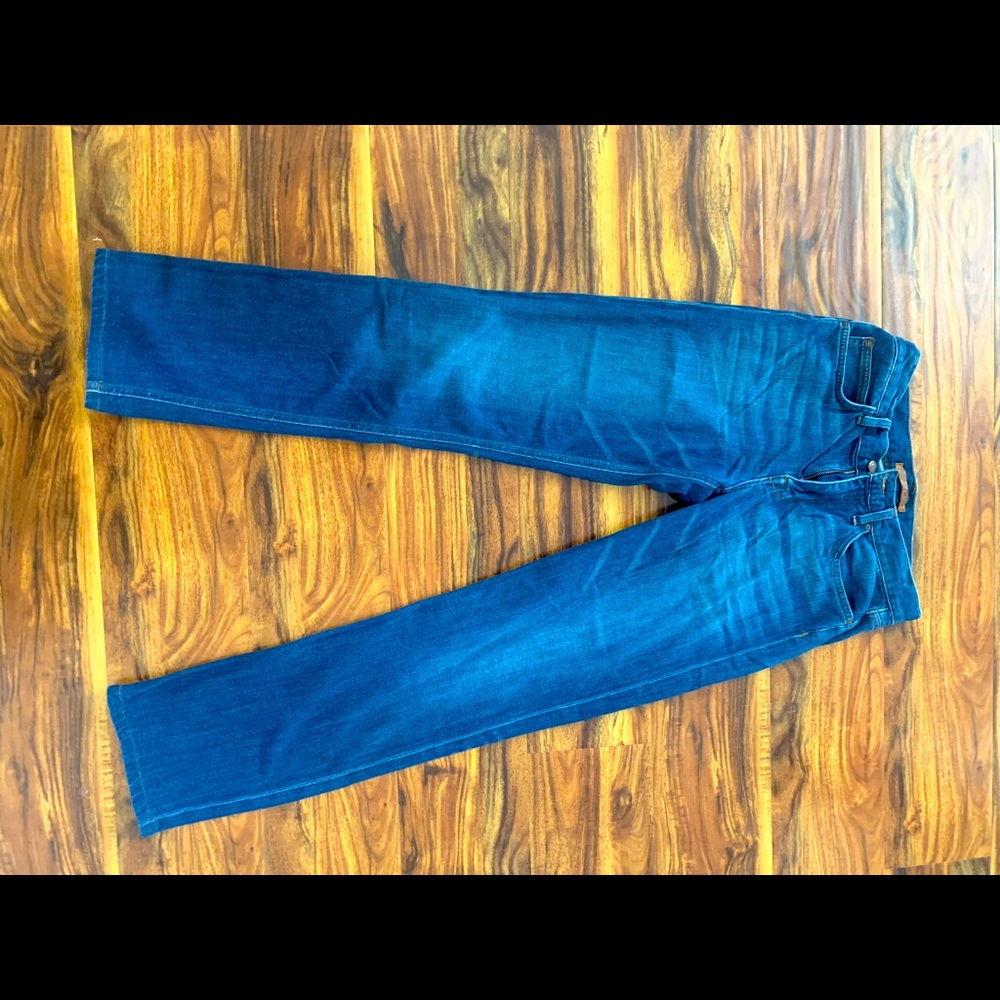 Joe’s Jean straight leg size 29